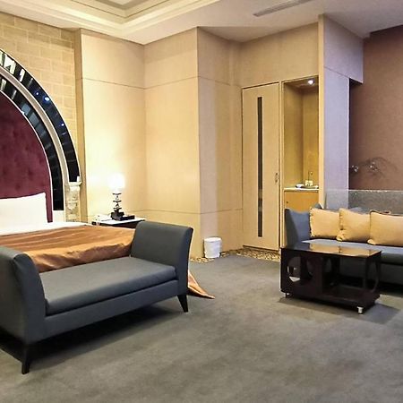 嘉义市 香缇时尚旅馆汽车旅馆 外观 照片